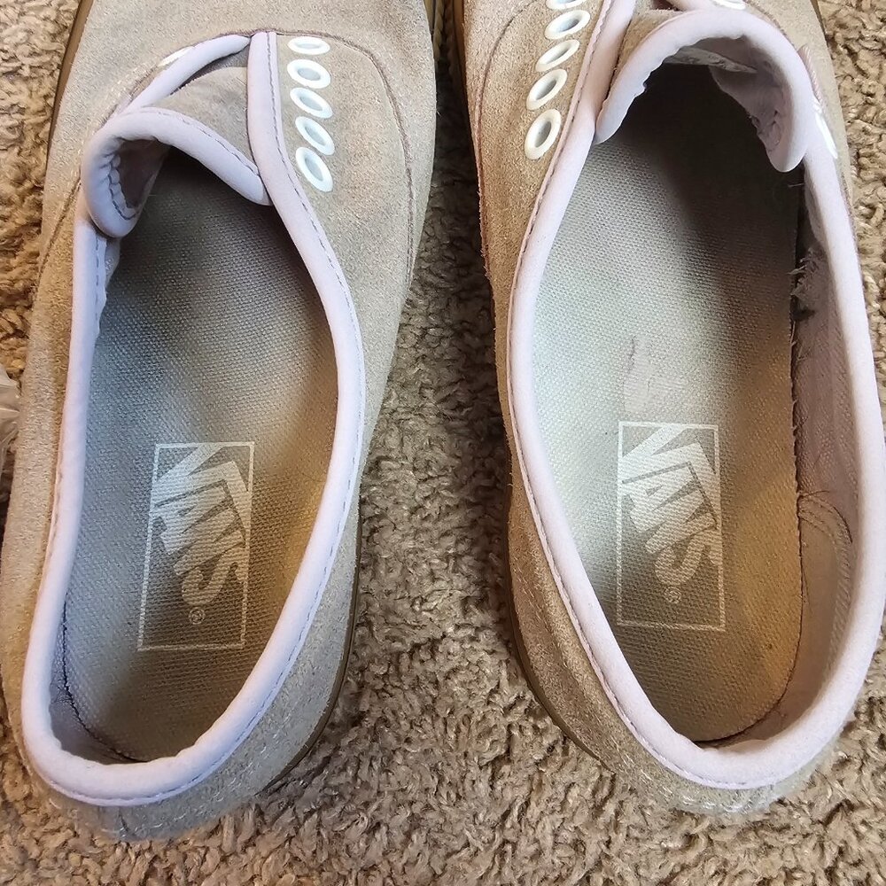 Vans Shoes Mens 6.5 Womens 8 Beige Suede Brown Heal Gum Sole Skateboarding EUC - Picture 6 of 9